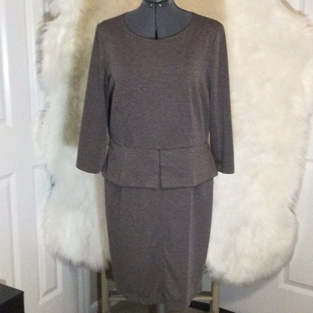 Emma & Michele business casual dress